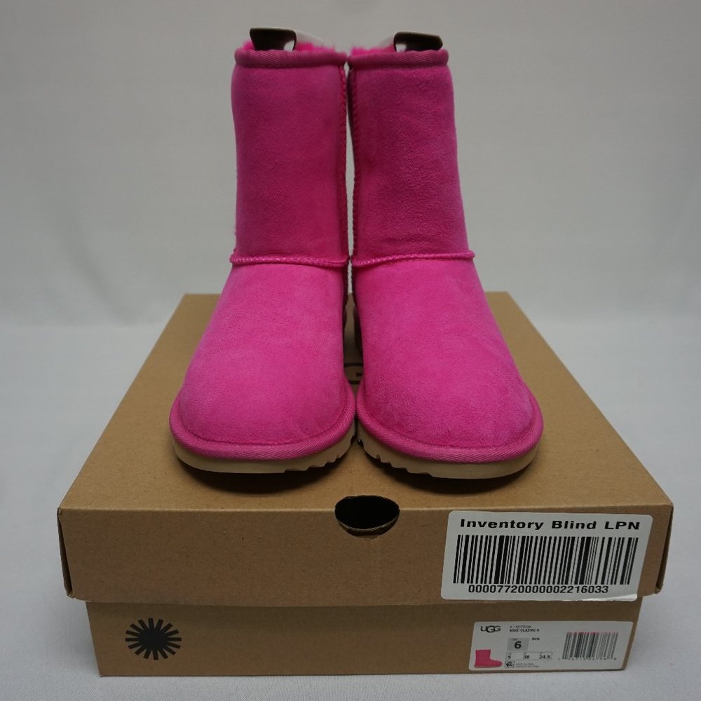 UGGs Classic Boots Kids sz6 Womens sz8